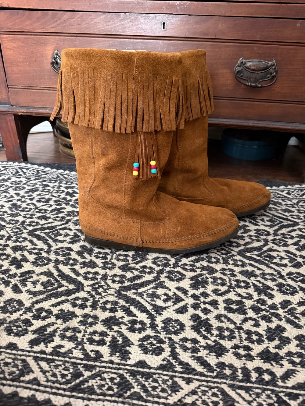 Rare Vintage Minnetonka Style 1622 Brown Suede Fringe Boots – Size 11
